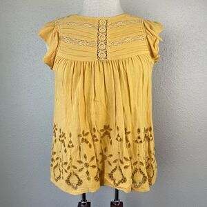 American Eagle Yellow Top Size XS EUC